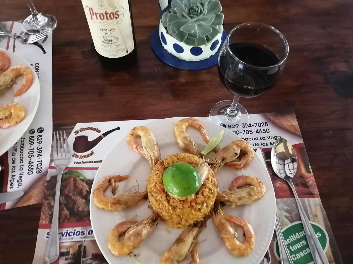 La Famosa Costillas A La Lena Jarabacoa Zewnętrze zdjęcie